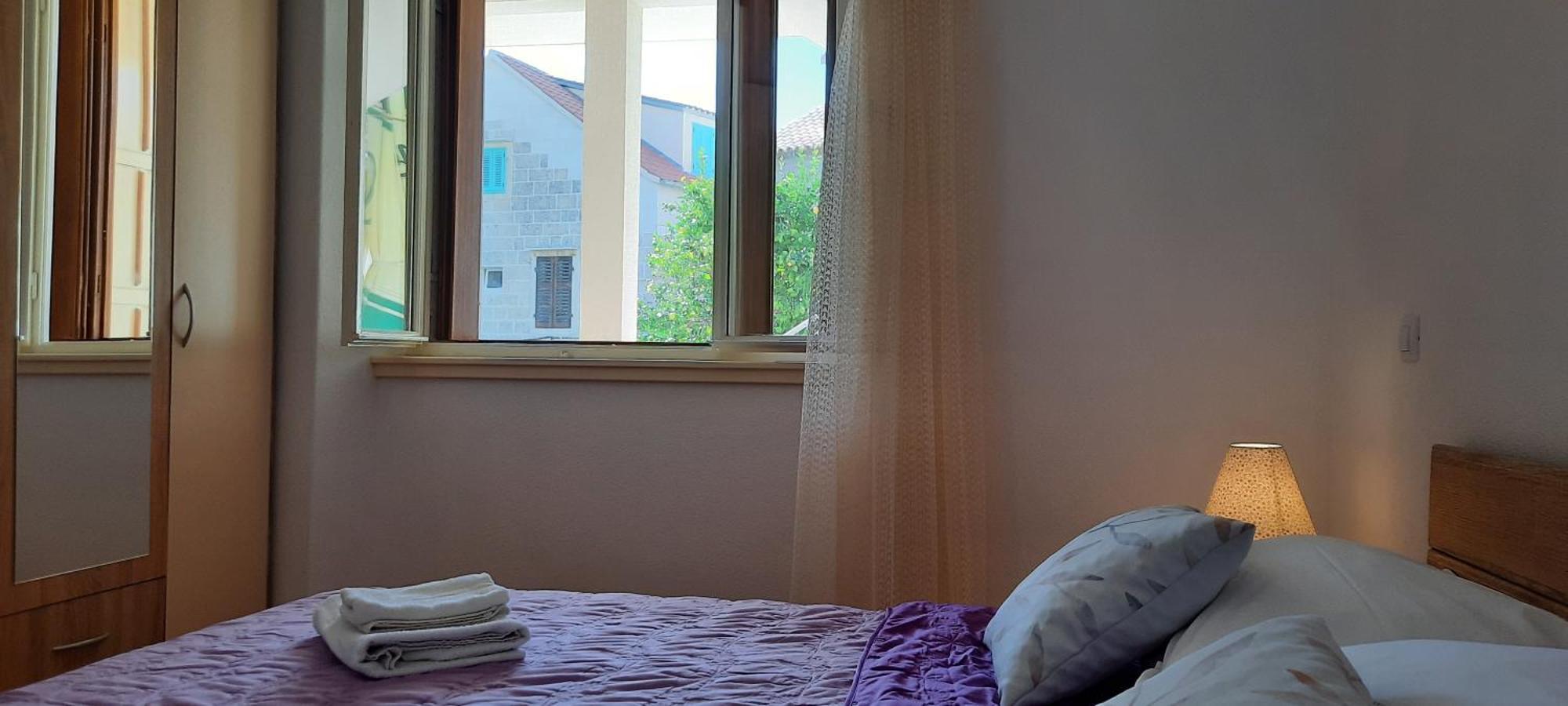 Apartments Villa Beba Komiza Bagian luar foto